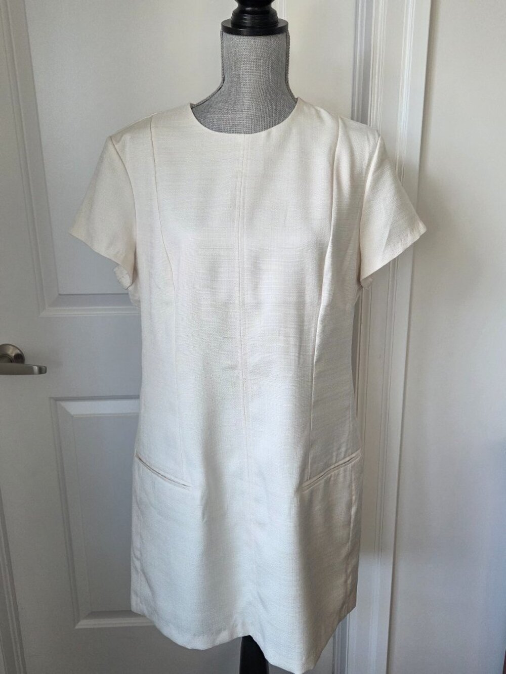 H&M Shift dress fully lined Cream colour Linen look short sleeve Size L